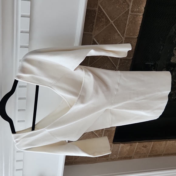 Express Top - Picture 2 of 7